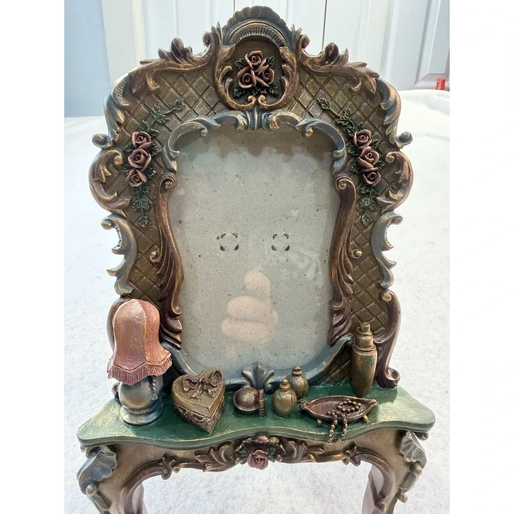 Victorian Vanity Table Picture Frame Resin Rose ornate 4 X 6 Easel Back Decor